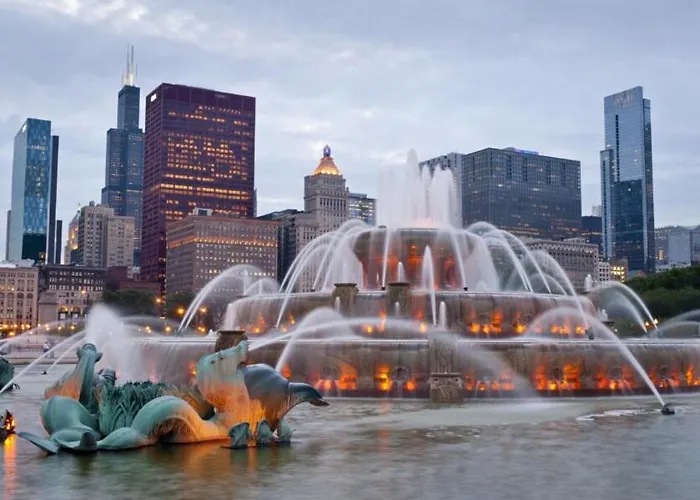 Apartment Mccormick Place: Modern 420-friendly Gem On Michigan Avenue *